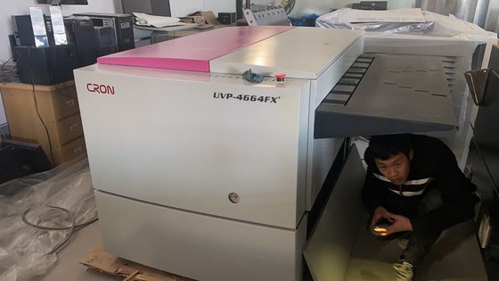 64 szt. Laserowa maszyna do produkcji płyt CTP CTP UV 28 arkuszy na godzinę