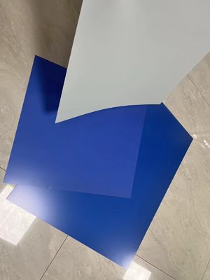 Czułe źródło światła 830nm Dwuwarstwowa płytka CTP dla bezpiecznych żółtych świateł Dot Gain ≤10% Gauge 0,15mm Do 0,40mm