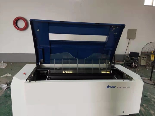 Gęstość płyty 0,15-0,3 mm Maszyna do produkcji płyt UVCTCP z maksymalnym formatem płyty 1130 * 930 mm